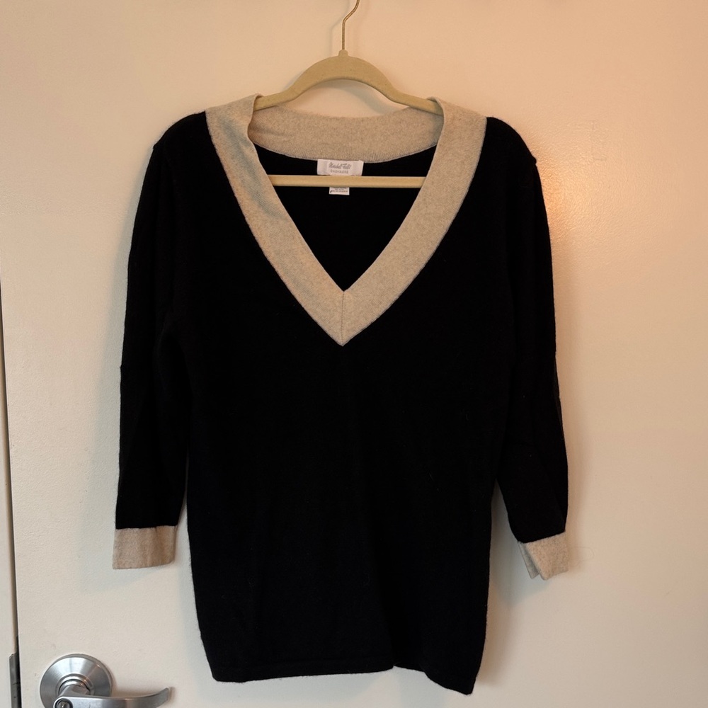 Chic V-Neck Sweater in Black with Cream Trim